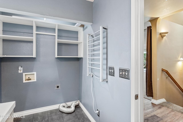 118 Glen Dr, Zillah, WA 98953 - laundry area with hookup for an electric dryer and hookup for a washing machine