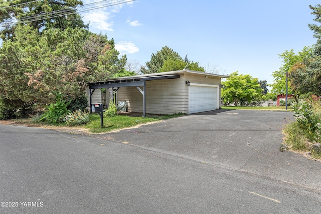 118 Glen Dr, Zillah, WA 98953 - garage with a garage