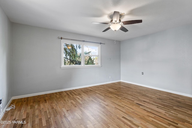118 Glen Dr, Zillah, WA 98953 - spare room with wood finished floors and ceiling fan
