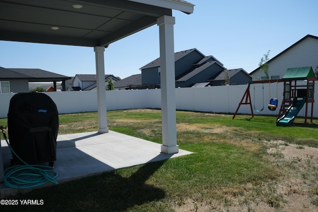 2206 Porter Loop, Yakima, WA 98901 - view of yard with a playground and a patio
