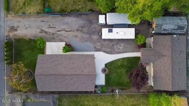 1319 S 15th Ave, Yakima, WA 98902 - drone / aerial view