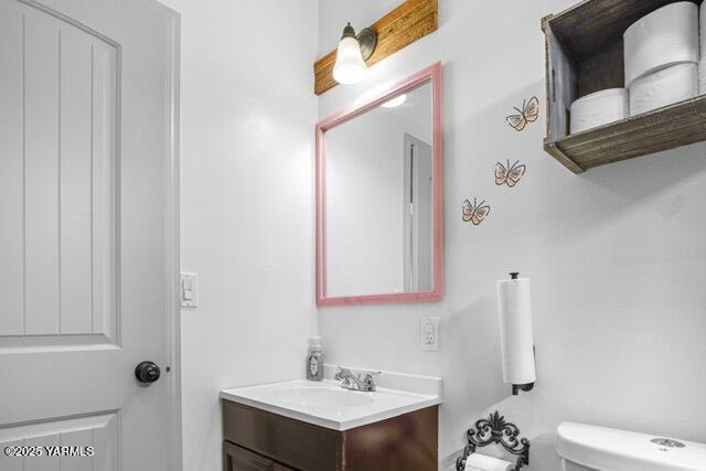 1319 S 15th Ave, Yakima, WA 98902 - half bathroom with toilet and vanity