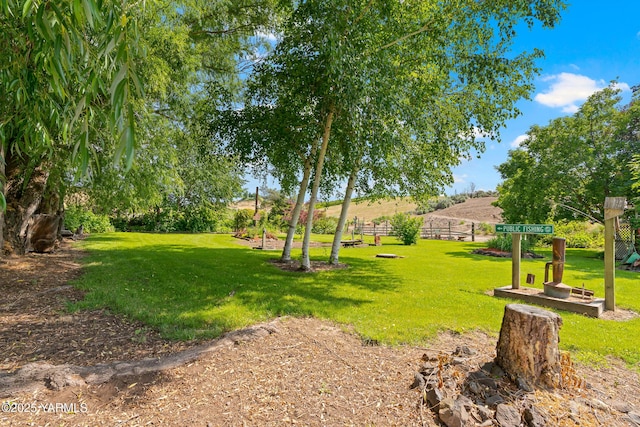 1531 Old Stage Way, Yakima, WA 98908 - view of green lawn