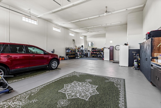 1355 Cook Rd, Yakima, WA 98908 - garage featuring freestanding refrigerator