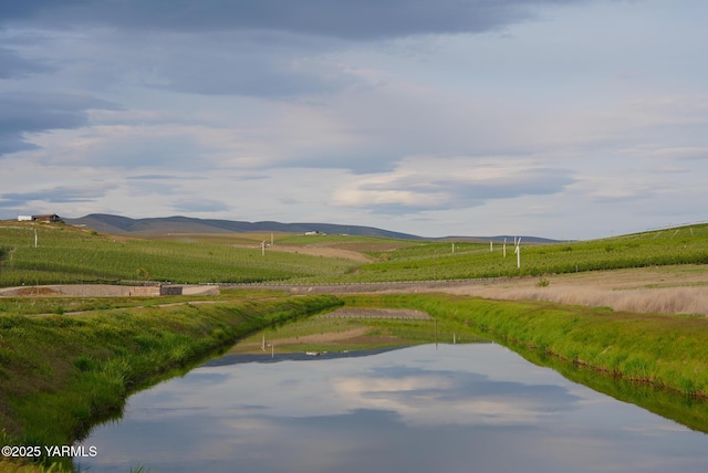 370 Macy Rd, Zillah, WA 98953