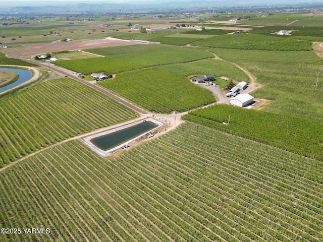 370 Macy Rd, Zillah, WA 98953