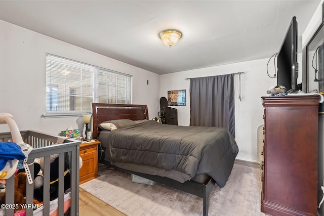 101 N 56th Ave, Yakima, WA 98908 - bedroom featuring light wood finished floors