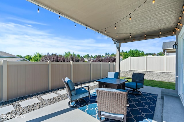 7402 Viewcrest Way, Yakima, WA 98908 - fenced backyard with a patio