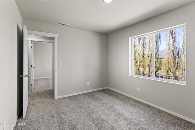 518 Chinook Winds Ln Lot 10, Tieton, WA 98947 - carpeted empty room with baseboards and visible vents