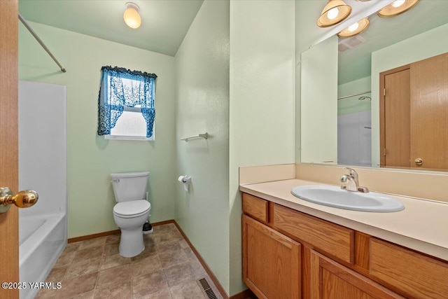 308 Merrick Ave, Sunnyside, WA 98944 - full bathroom with vanity, toilet, baseboards, and shower / bath combination
