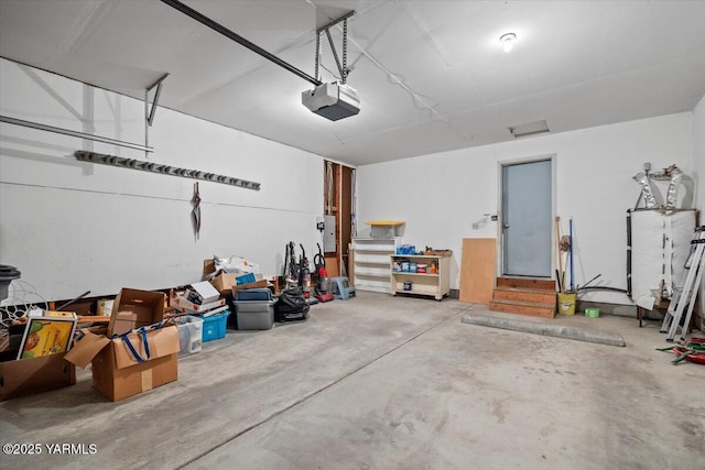 308 Merrick Ave, Sunnyside, WA 98944 - garage featuring a garage door opener