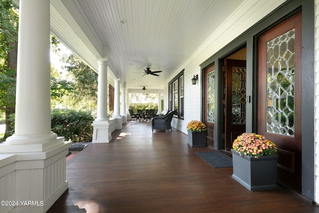 view of patio with ceiling fan