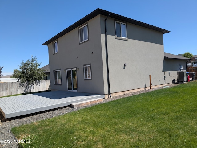 121 Lyle Loop Rd, Selah, WA 98942 - back of house featuring a wooden deck and stucco siding