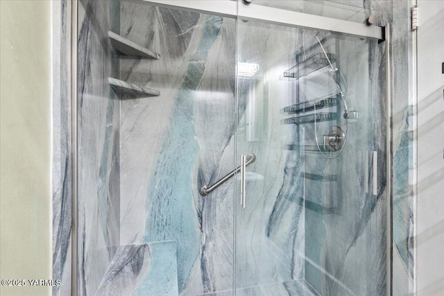 509 N 32nd Ave, Yakima, WA 98902 - full bathroom featuring a marble finish shower