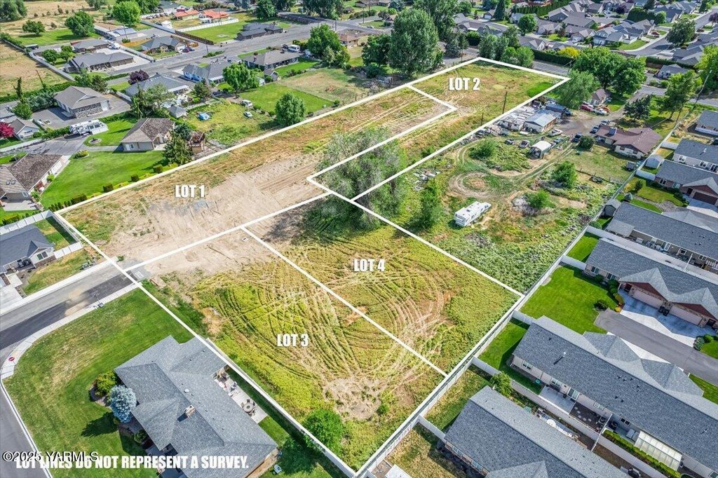 8200 Annalisa Ln, Yakima, WA 98908