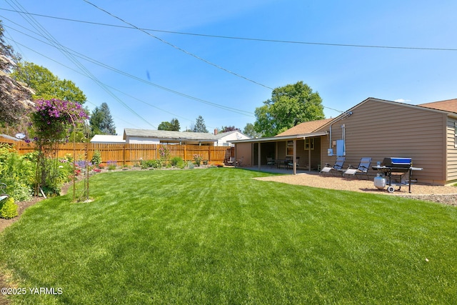 112 N 53rd Ave, Yakima, WA 98908 - view of yard with a patio area