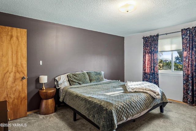 607 N 53rd Ave, Yakima, WA 98908 - bedroom with carpet and a textured ceiling