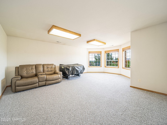 9203 W Yakima Ct, Yakima, WA 98908 - carpeted living area with baseboards