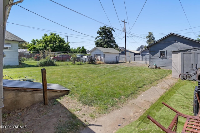 204 S 8th St, Yakima, WA 98901 - view of yard featuring a storage shed