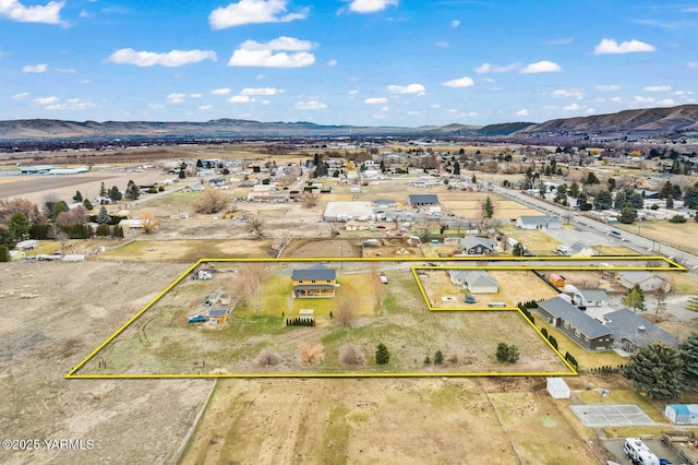 bird's eye view featuring a mountain view