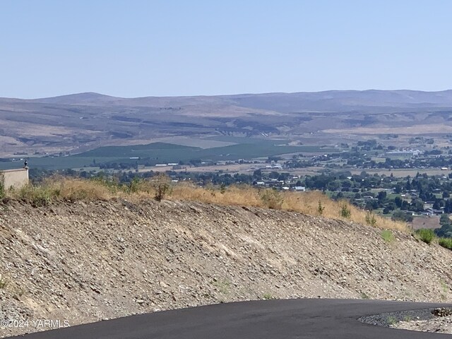 1562 W Goodlander Rd Unit 4, Selah, WA 98942 - photo 17