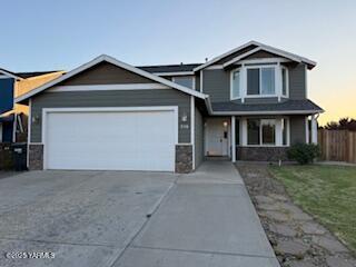 216 N Chinook St, Moxee, WA 98936 - photo 1