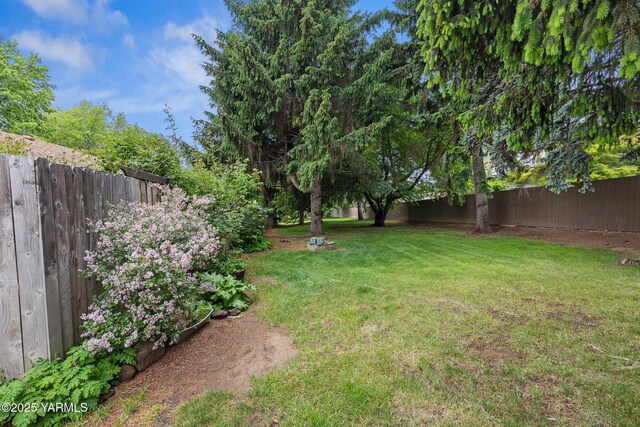 7610 Summitview Ave # 1, Yakima, WA 98908 - view of fenced backyard