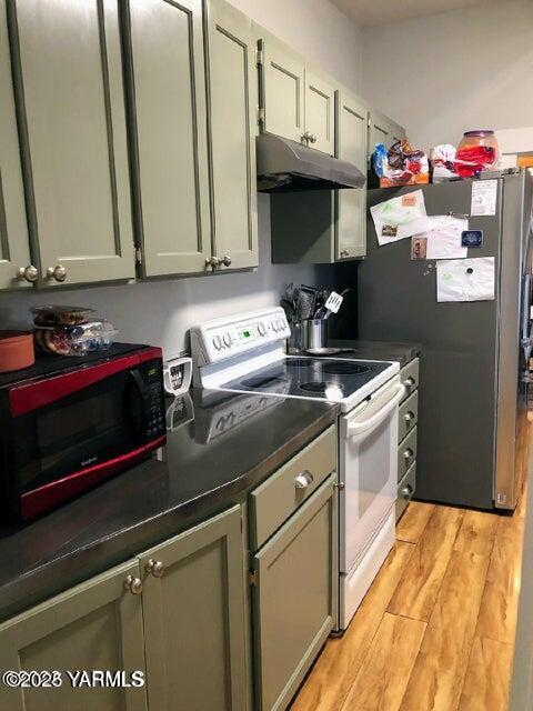 2704 S 85th Ave, Yakima, WA 98903 - photo 5