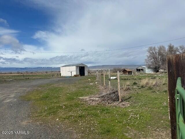 3140 Barkes Rd, Harrah, WA 98933