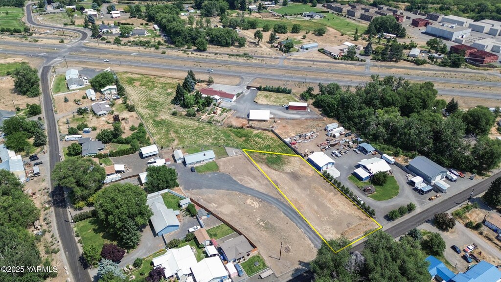 273 S Kershaw Dr, Yakima, WA 98908 - photo 4