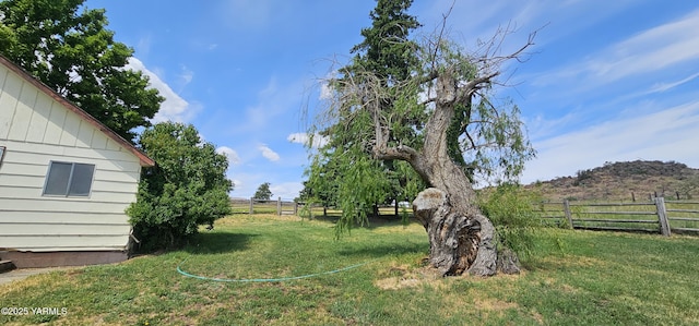 1481 Potter Rd, Tieton, WA 98947 - view of yard featuring a view of rural / pastoral area and a mountain view