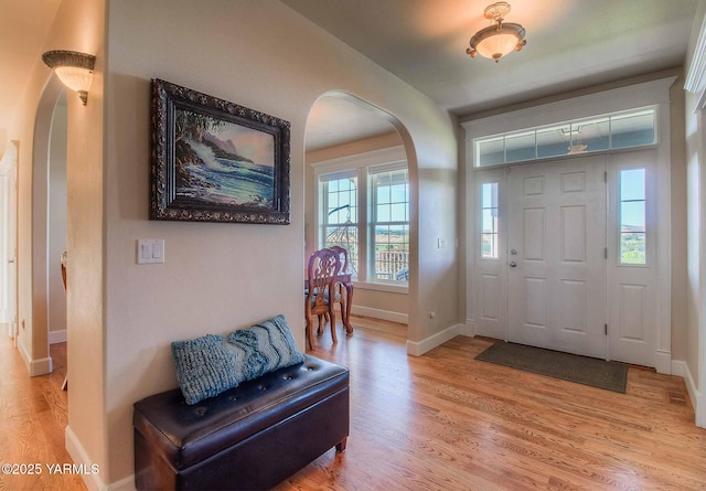 11300 Flintstone Rd, Yakima, WA 98908 - entryway with arched walkways and light wood-style flooring