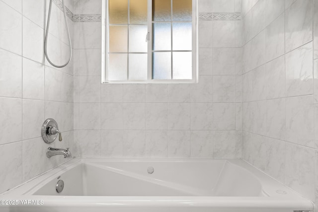 5804 W Walnut St, Yakima, WA 98908 - bathroom featuring shower / tub combination