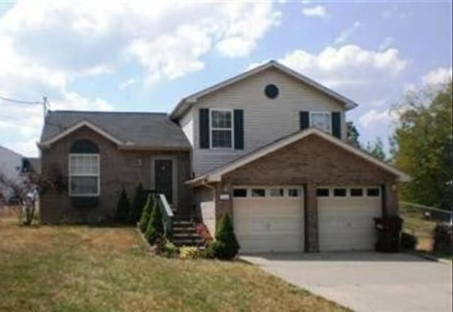 1711 Deer Run Dr, Burlington KY, 41005, 3 bedrooms, 2 baths house for sale