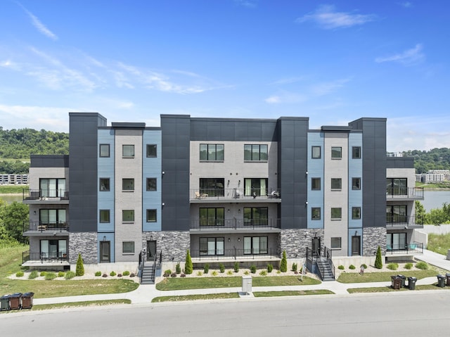 747 Manhattan Blvd Unit 204, Dayton, KY 41074 - photo 1