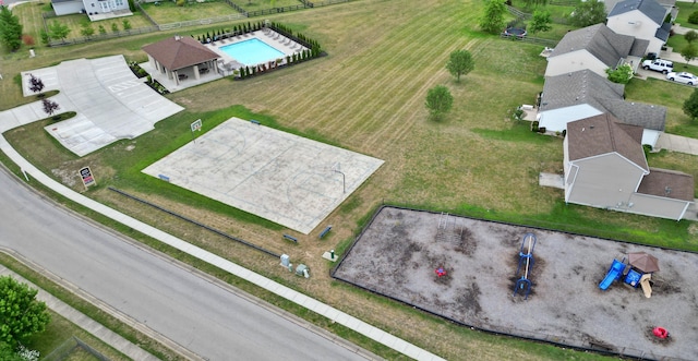 909 Riesling Ct, Walton, KY 41094 - bird's eye view of a pool area