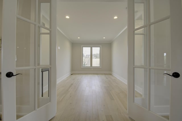 828 Fairbanks Ln, Southgate, KY 41071 - spare room featuring baseboards, recessed lighting, crown molding, and light wood finished floors