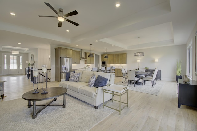 828 Fairbanks Ln, Southgate, KY 41071 - living area with a tray ceiling, recessed lighting, light wood-type flooring, baseboards, and a ceiling fan