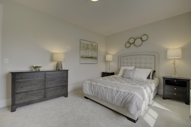 828 Fairbanks Ln, Southgate, KY 41071 - bedroom featuring baseboards and light colored carpet