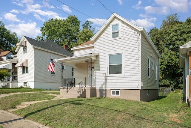 view of front of home with a front yard