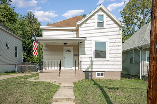 view of front of house featuring a front yard