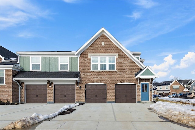 view of front of property featuring a garage