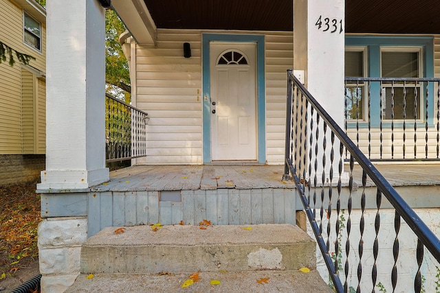 property entrance with a porch