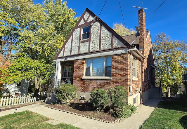 view of front of house