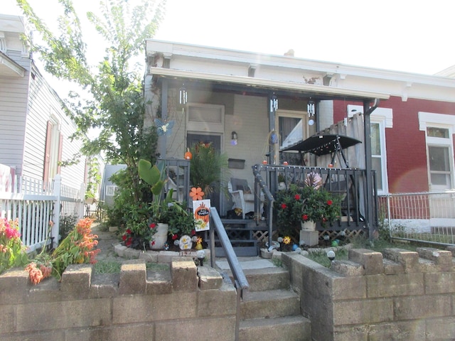 view of front facade