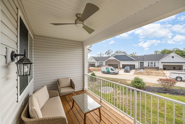 balcony featuring ceiling fan