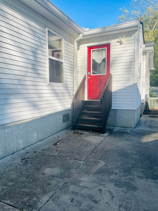 view of property entrance