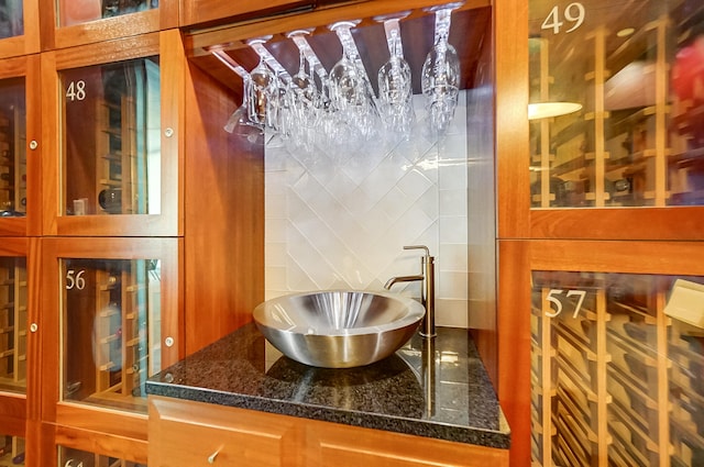 bathroom featuring sink