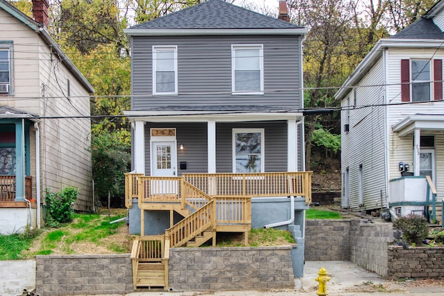 view of front of property featuring a porch