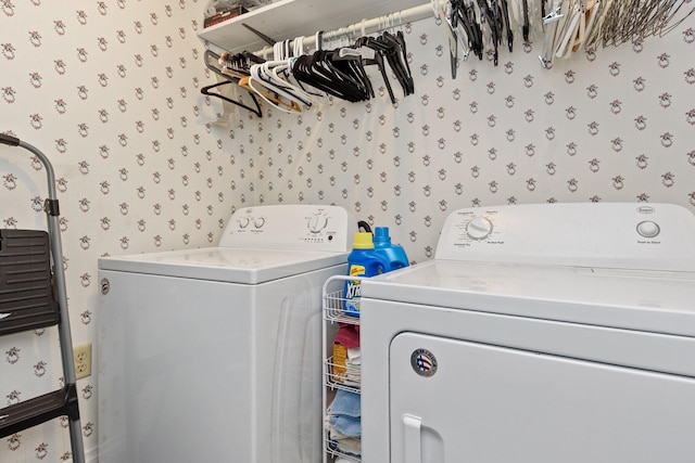 washroom with washer and clothes dryer